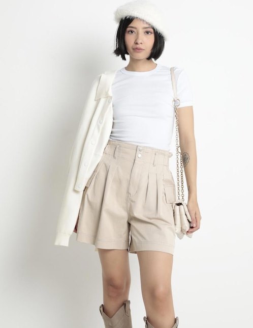 Playera marca corta cuello redondo para mujer 1