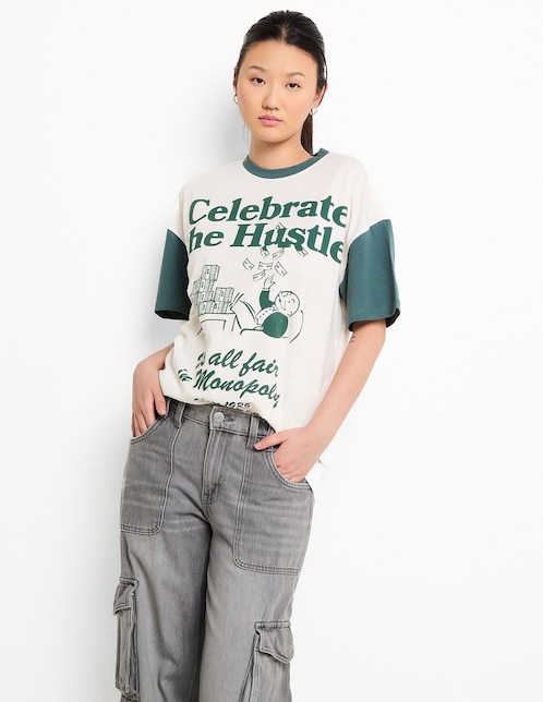 Playera manga corta Monopoly cuello redondo para mujer