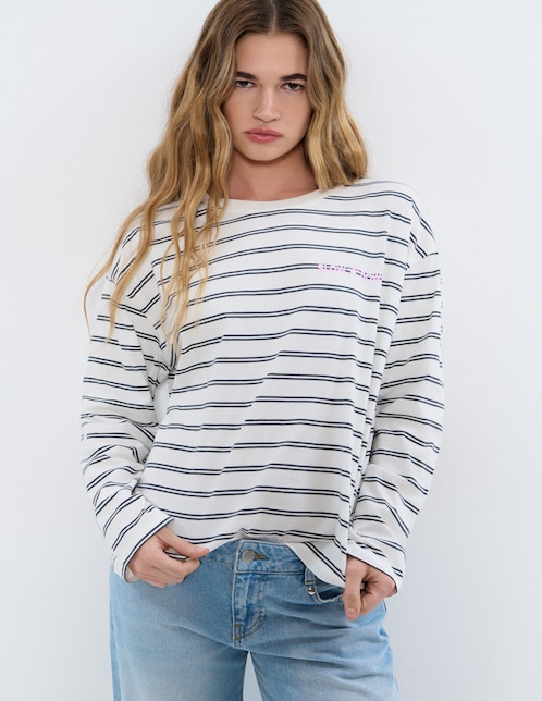 Playera manga larga cuello redondo para mujer 1