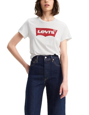 Playera manga corta Levi's cuello redondo para mujer