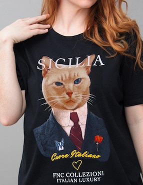 Playera manga corta FNC Collezioni cuello redondo para mujer