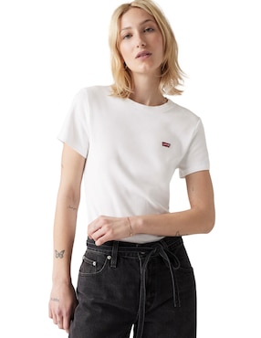 Playera manga corta Levi's cuello redondo para mujer