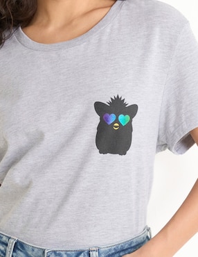 Playera manga corta Furby cuello redondo para mujer