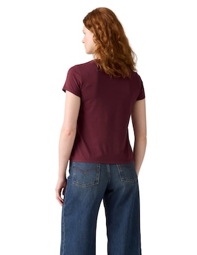 Playera manga corta Levi's cuello redondo para mujer