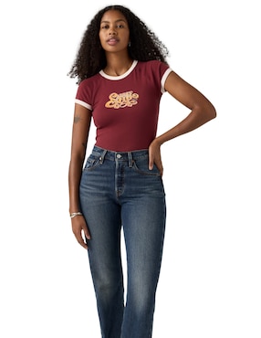 Playera manga corta Levi's cuello redondo para mujer