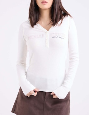 Playera manga larga Hollister cuello con botón para mujer