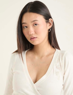 Blusa Hollister manga larga para mujer