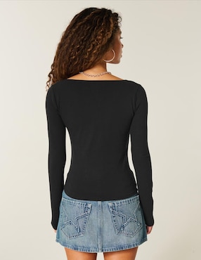 Playera manga larga Hollister cuello V para mujer