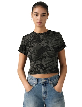 Playera manga corta Levi's cuello redondo para mujer