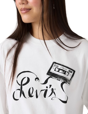Playera manga corta Levi's cuello redondo para mujer
