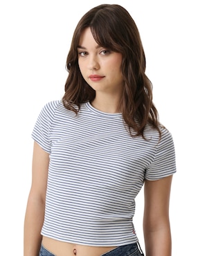 Playera manga corta Levi's cuello redondo para mujer