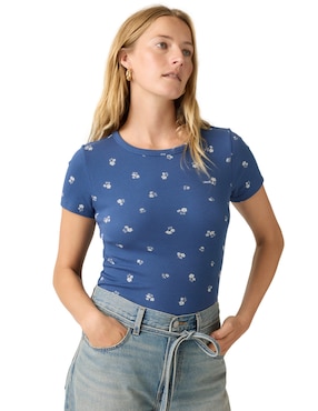 Playera manga corta Levi's cuello redondo para mujer