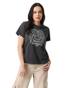 Playera manga corta Levi´s cuello redondo para mujer