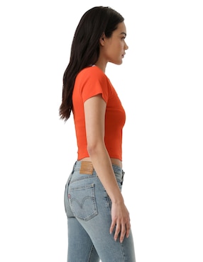 Playera manga corta Levi's cuello redondo para mujer