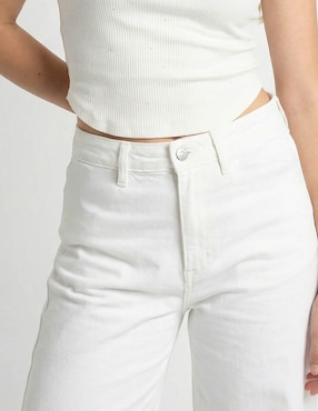 Jeans capri amplio cintura media American Eagle para mujer