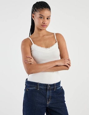 Playera sin manga Hollister cuello con escote para mujer