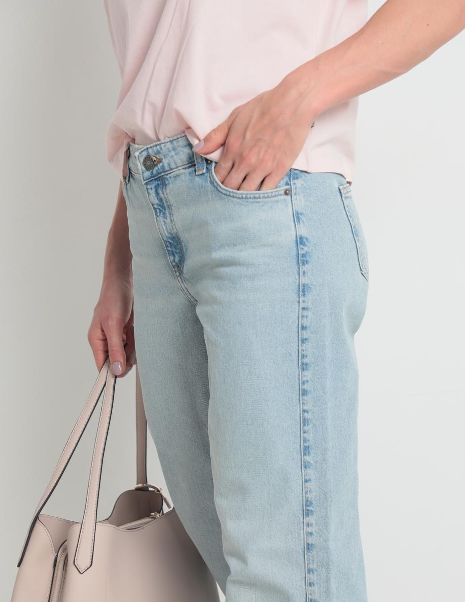 Jeans relaxed wide leg para mujer 4