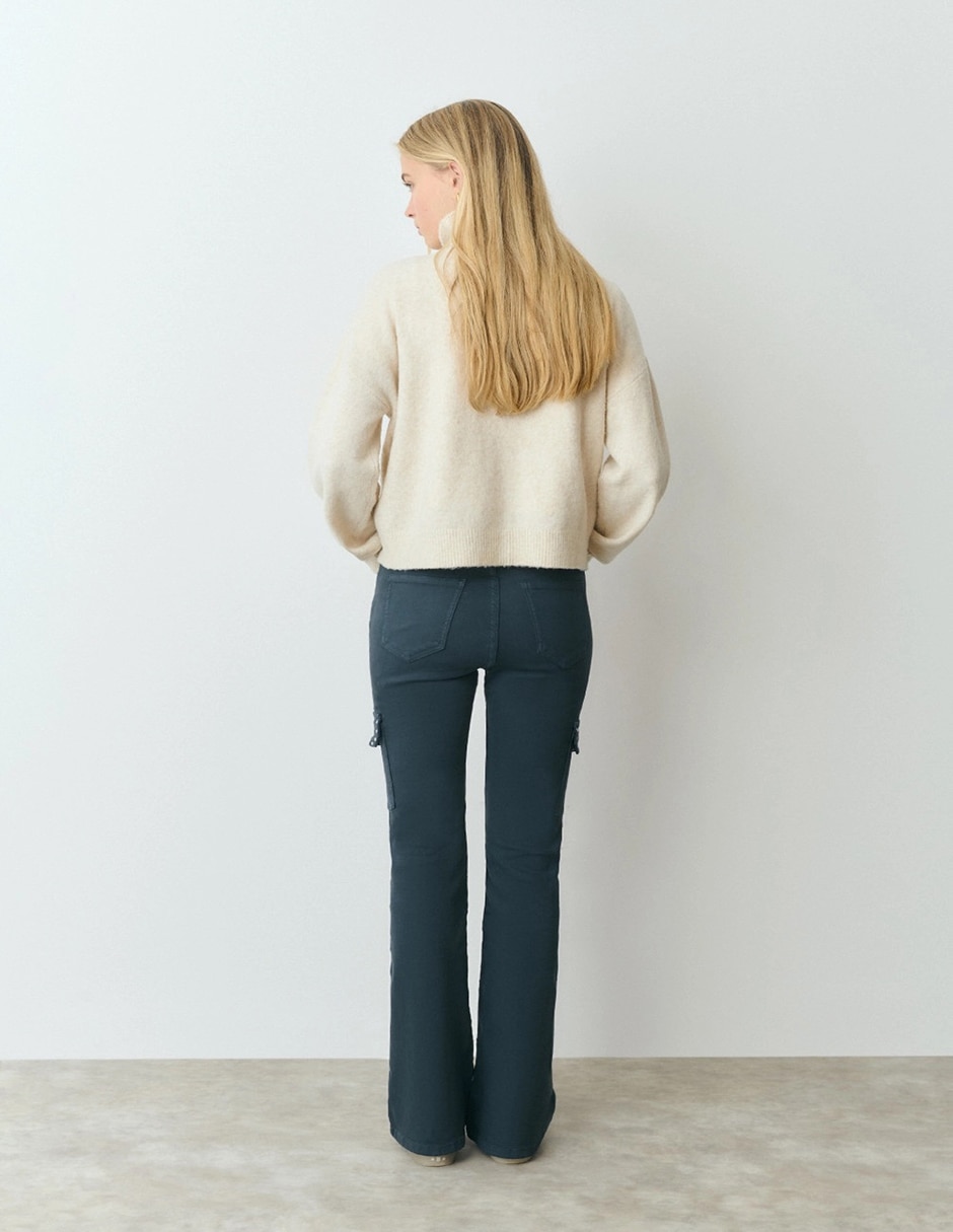 Pantalón acampanado para mujer 4