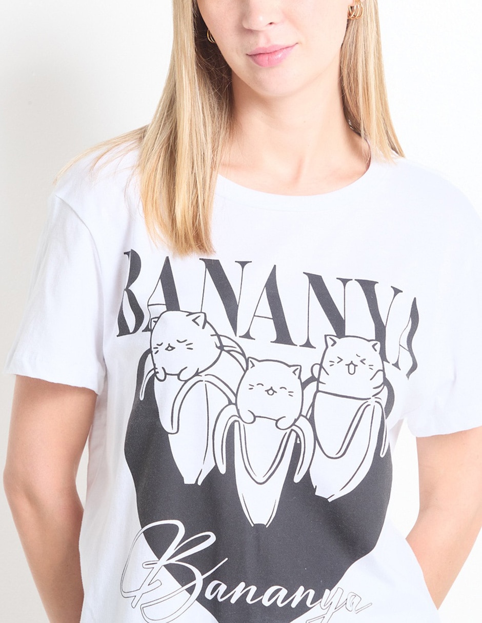 Playera manga corta Bananya cuello redondo para mujer 4