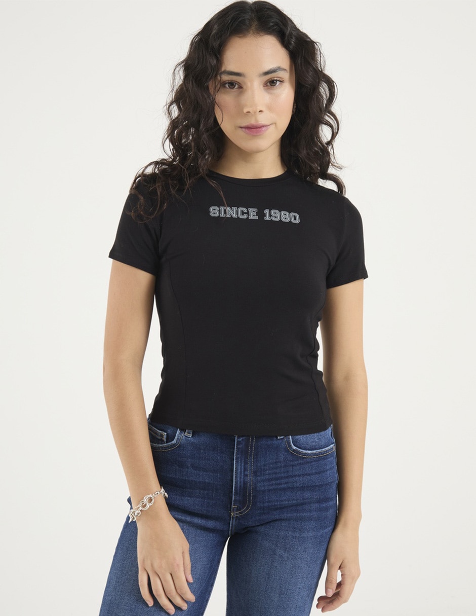 Playera manga corta cuello redondo para mujer