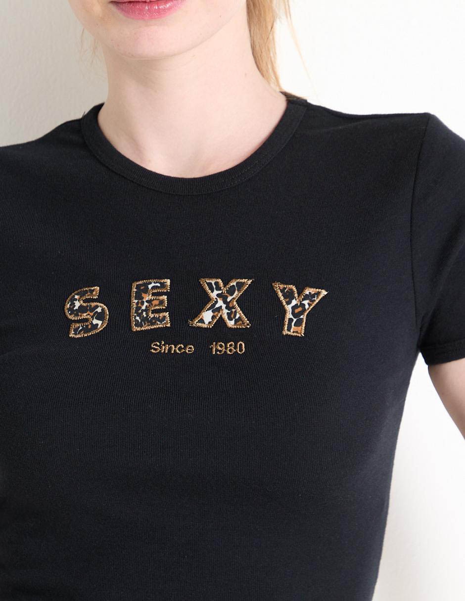Playera manga corta cuello redondo para mujer 4
