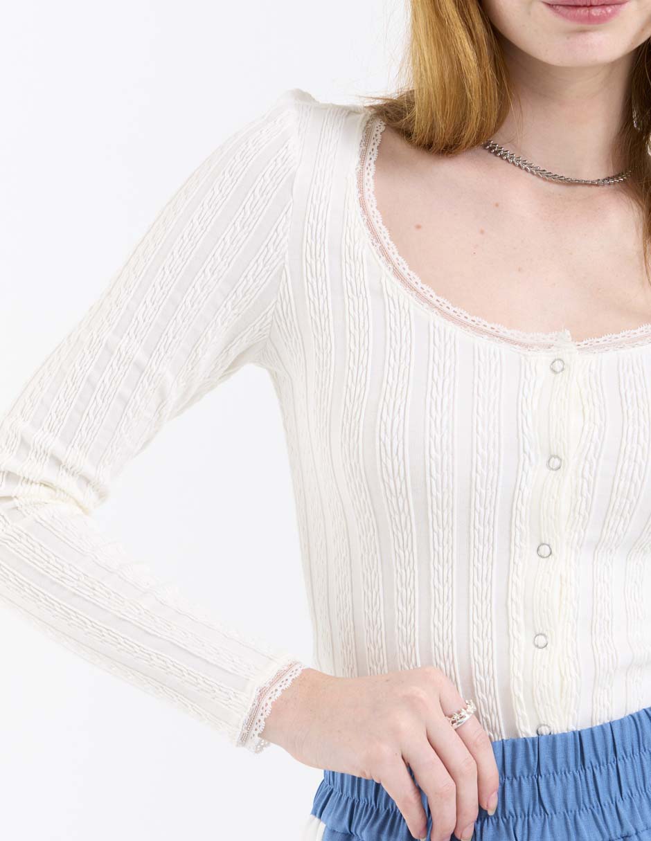 Top escote bajo 4