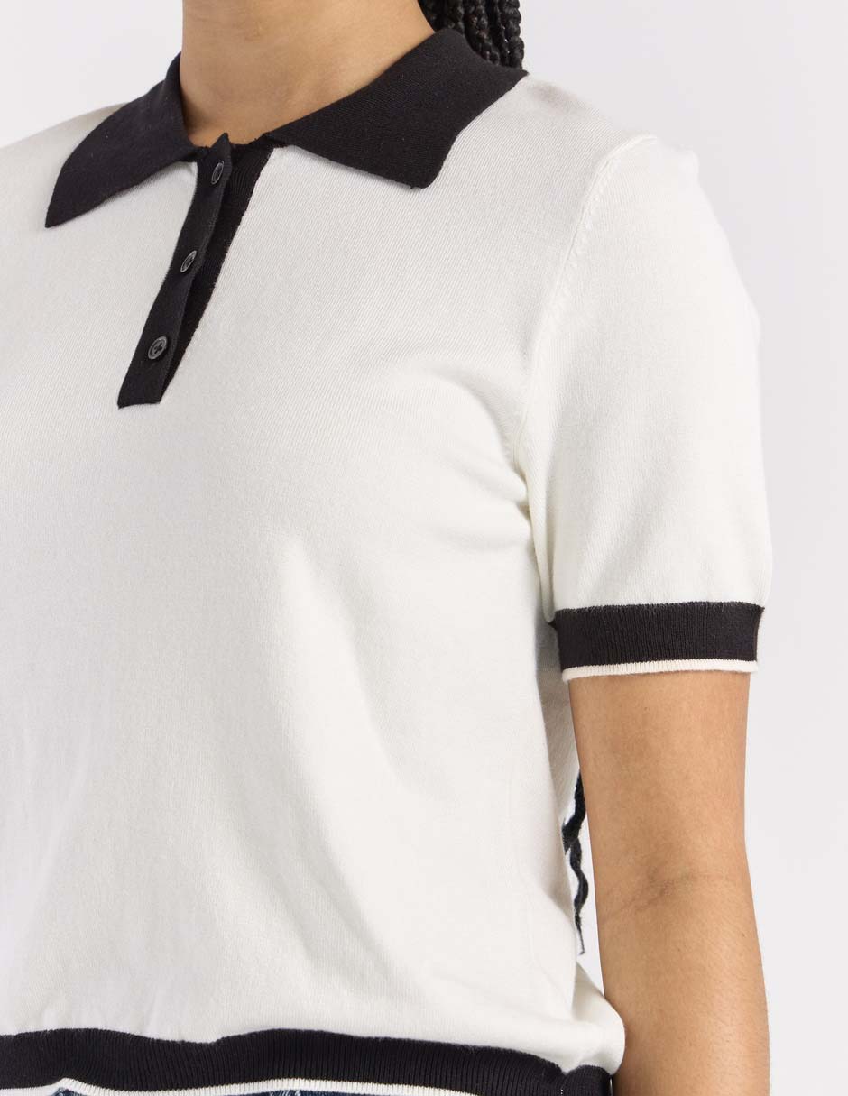 Playera tipo polo para mujer 4