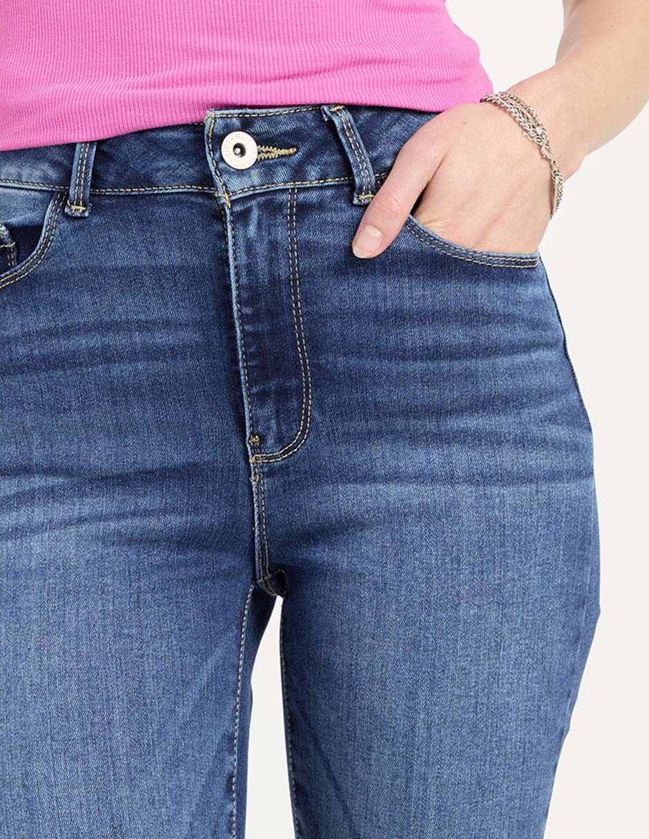 Jeans flare para mujer 4