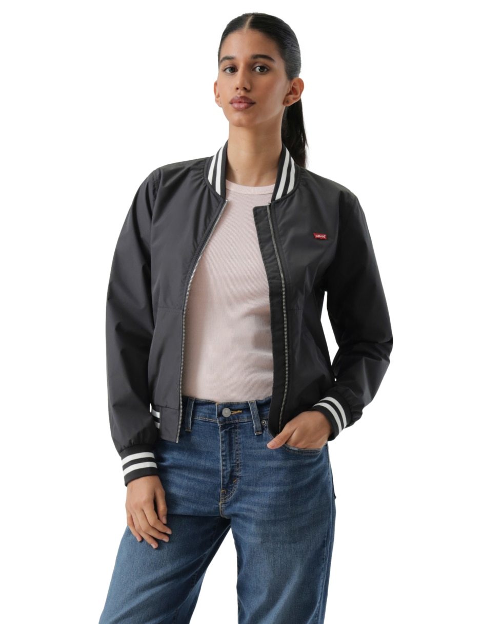 Chamarra Negra Chamarra Levi's Mujer Liverpool Liverpool