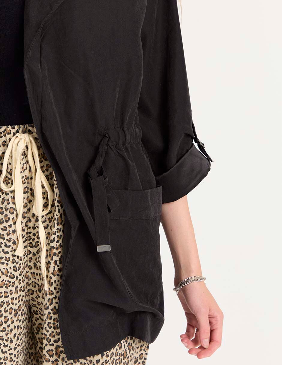 Gabardina con bolsillos para mujer 4