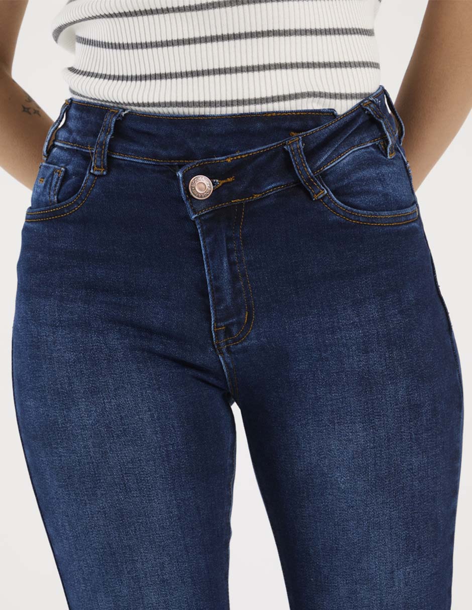 Jeans flare para mujer 4