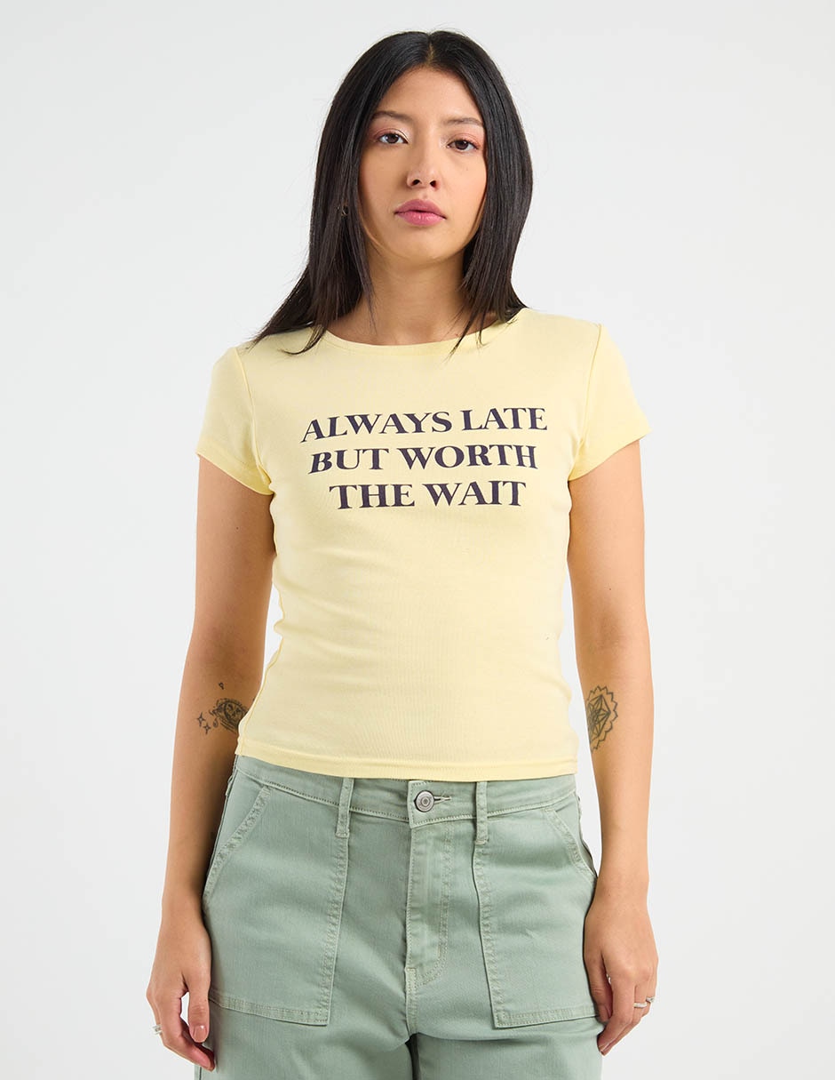 Playera manga corta cuello redondo para mujer