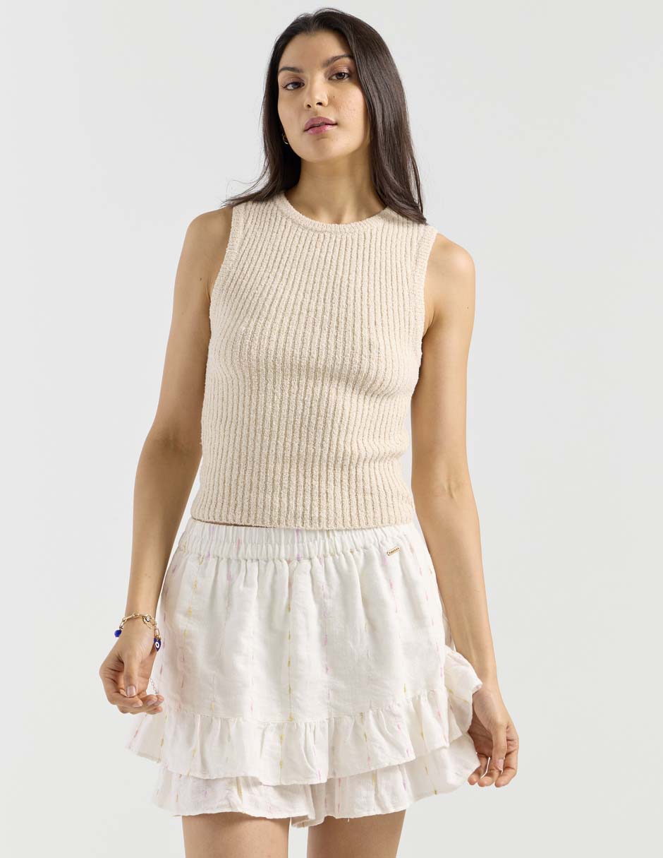Top cuello redondo escote regular