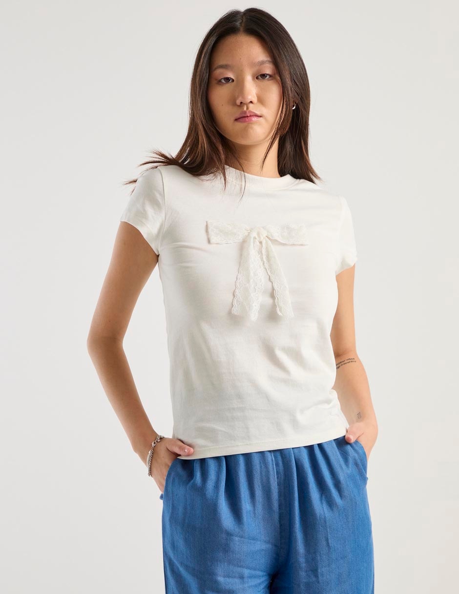 Playera manga corta cuello redondo para mujer