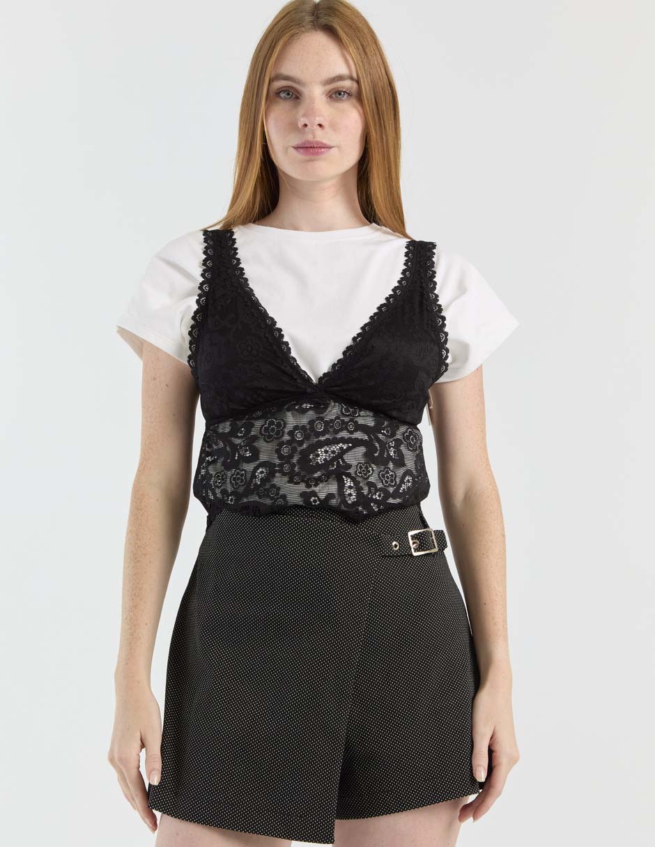 Falda short a la cintura