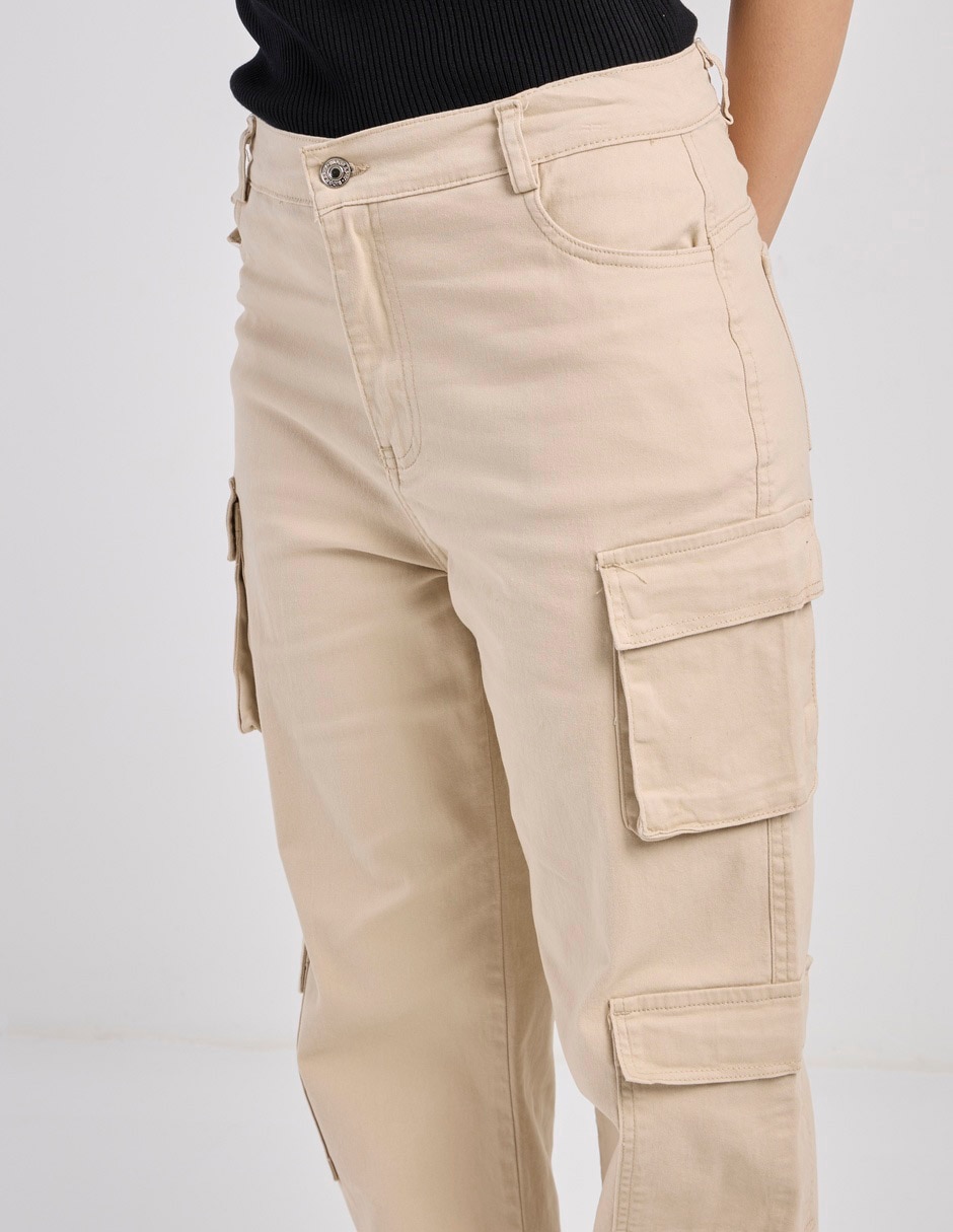 Pantalón cargo straight para mujer 4