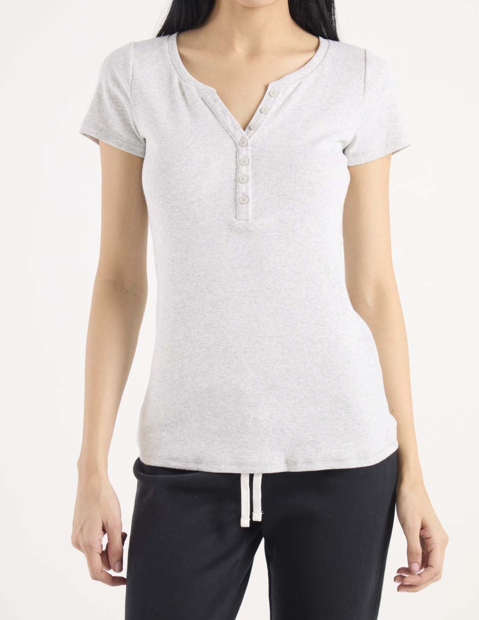 Playera manga corta cuello V para mujer 5