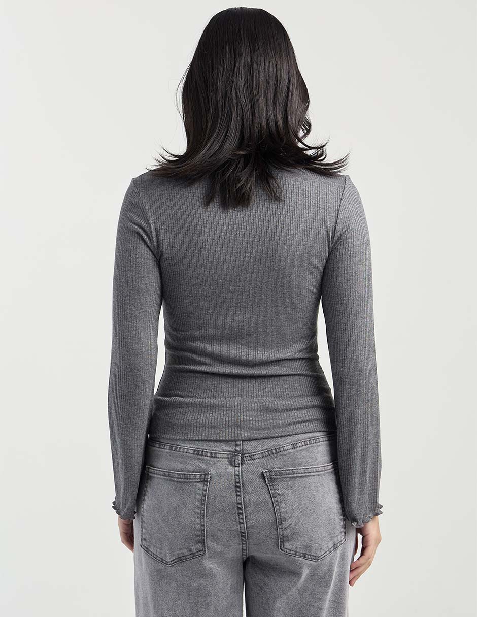 Playera manga larga cuello alto para mujer 7