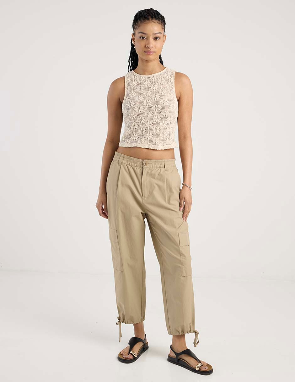 Top cuello redondo escote regular 3