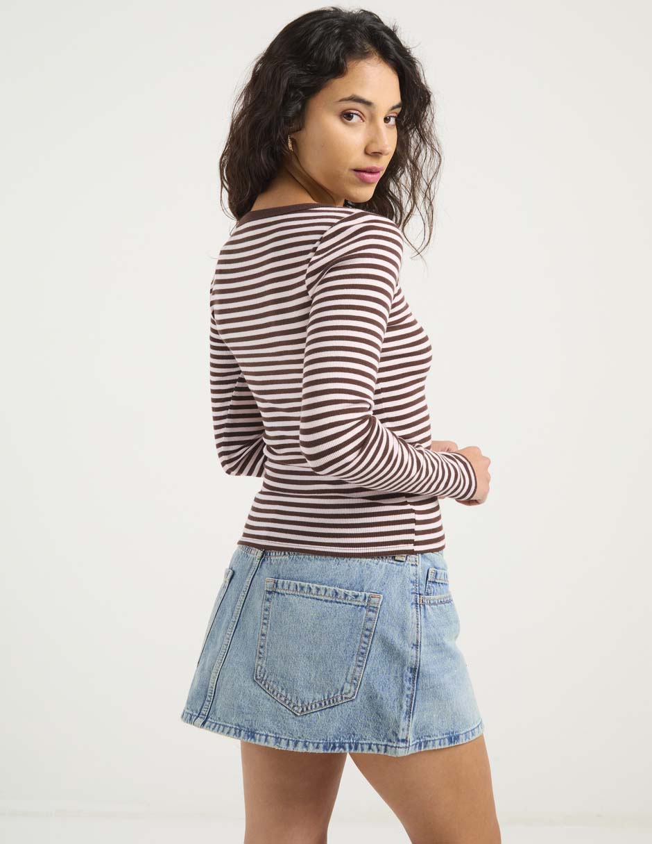 Playera manga larga cuello redondo para mujer 6