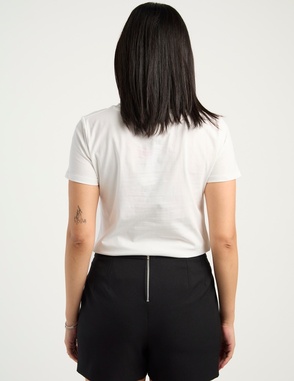 Playera manga corta cuello redondo para mujer 6