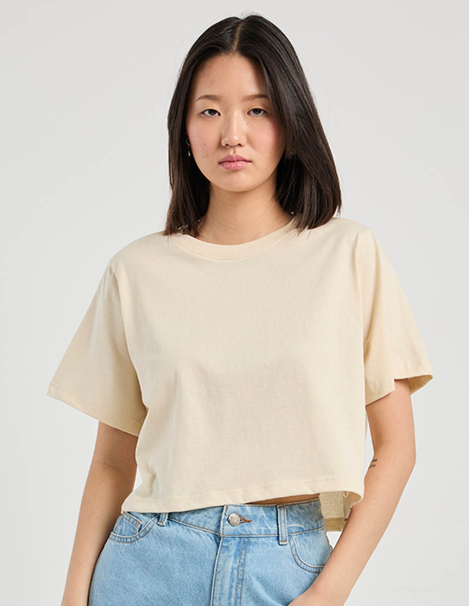 Playera manga corta cuello redondo para mujer