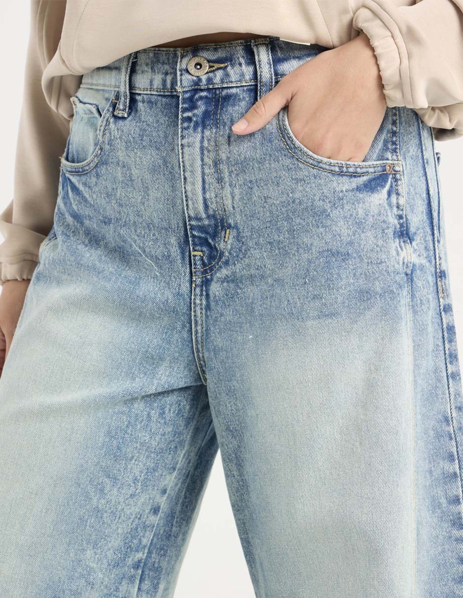 Jeans relaxed barrel para mujer 4