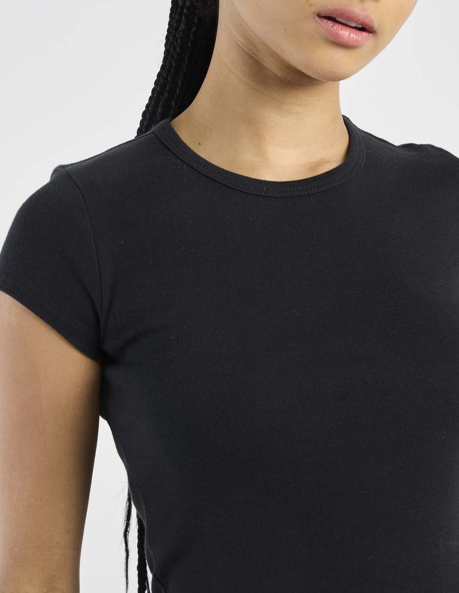 Playera manga corta cuello redondo para mujer 5