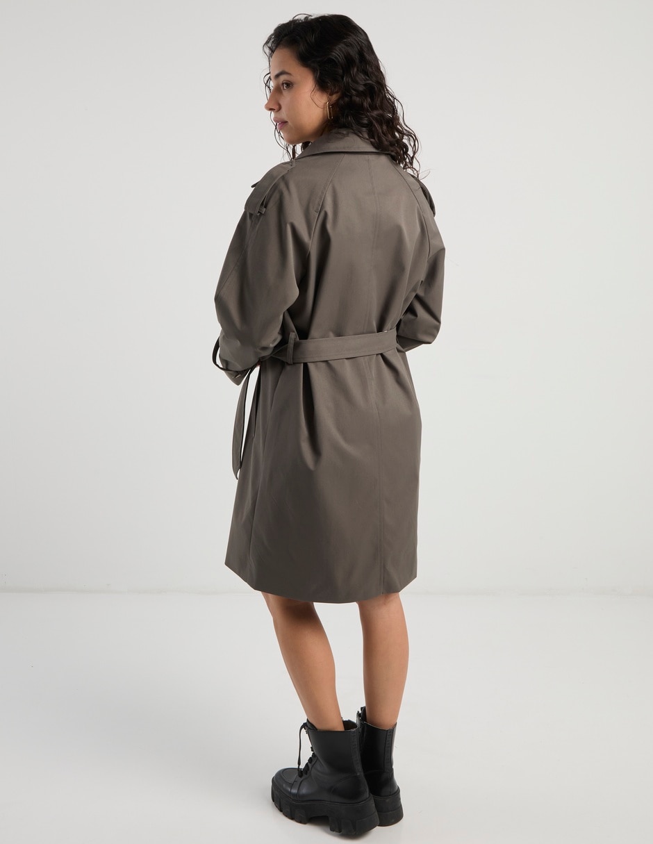 Gabardina con bolsillos para mujer 6