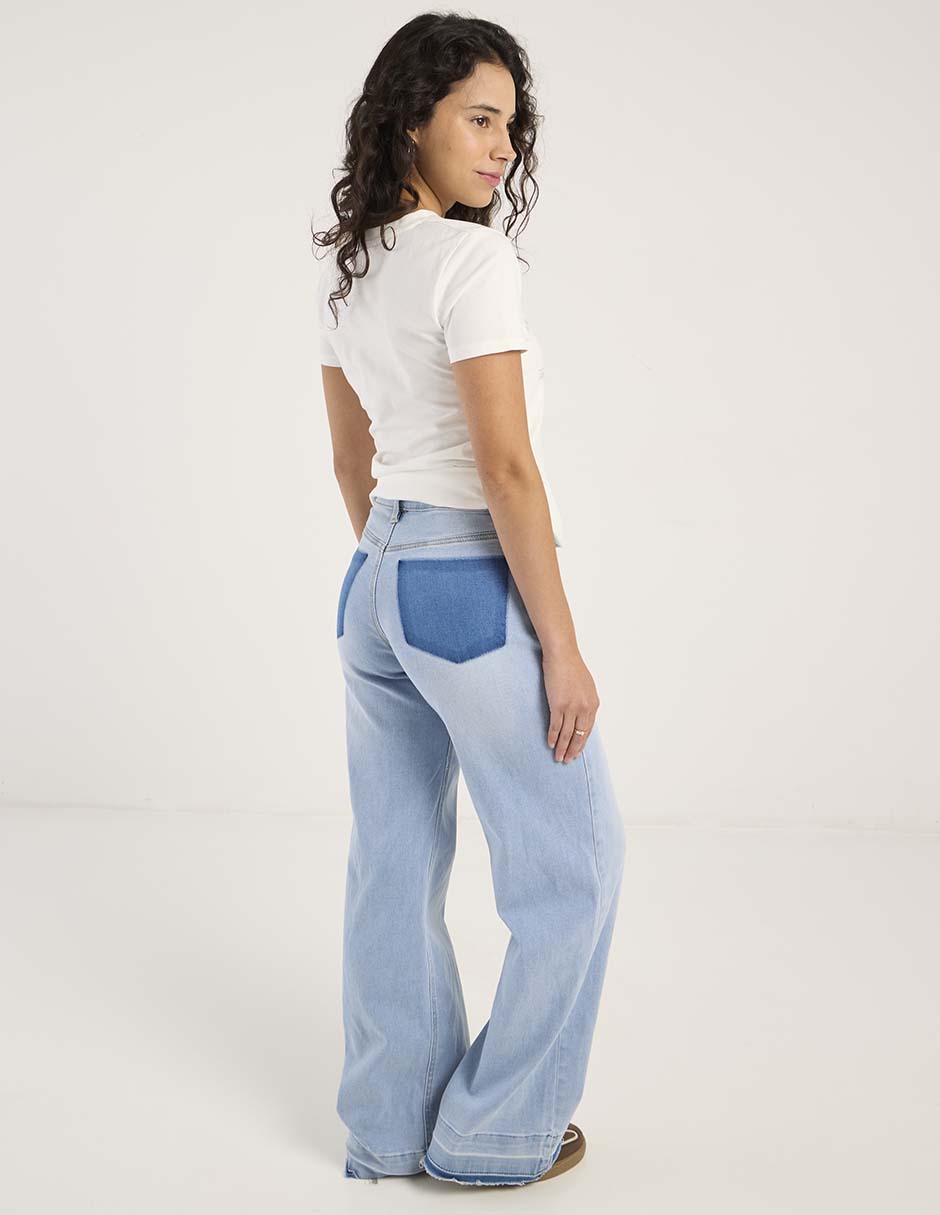 Jeans flare amplio para mujer 6