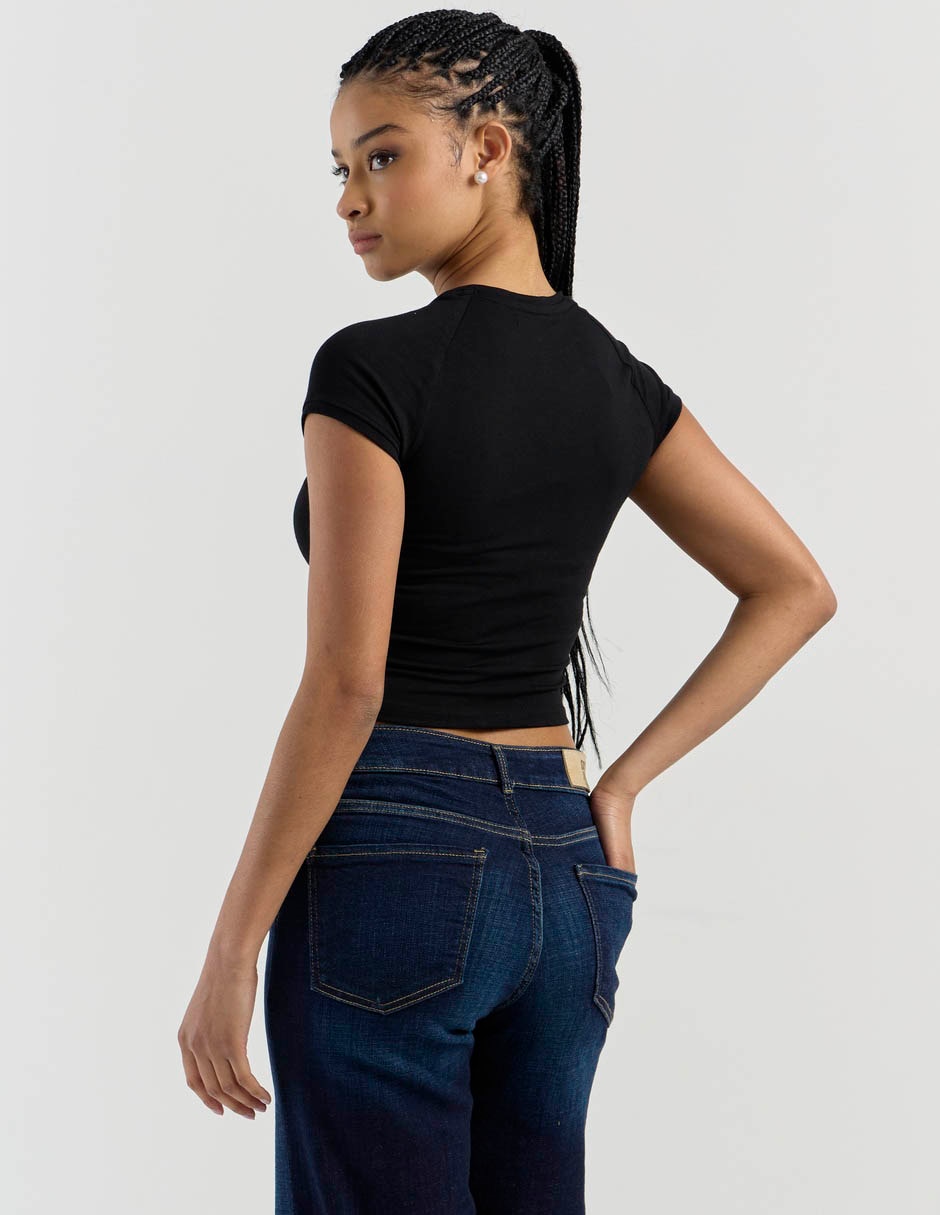 Playera manga corta cuello redondo para mujer 6