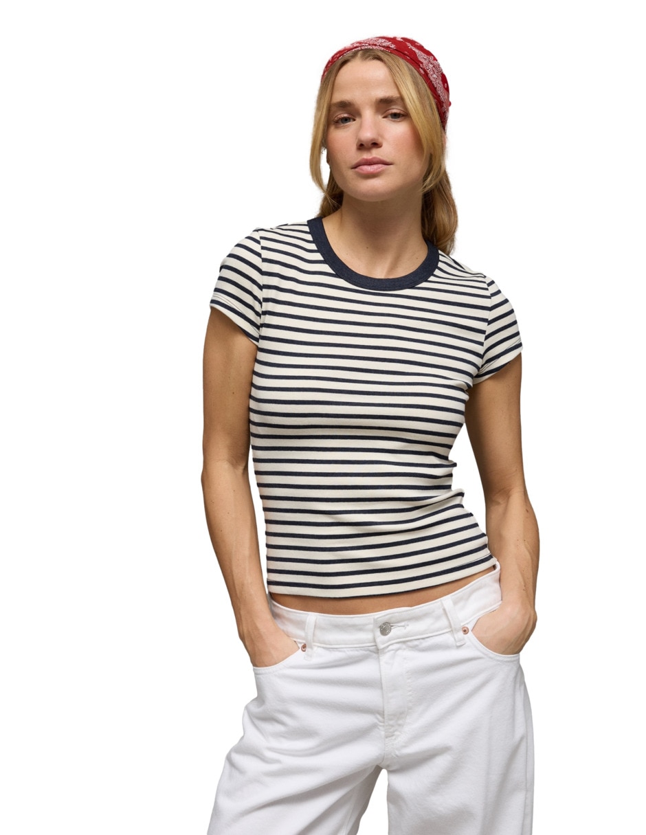 Playera manga corta cuello redondo para mujer