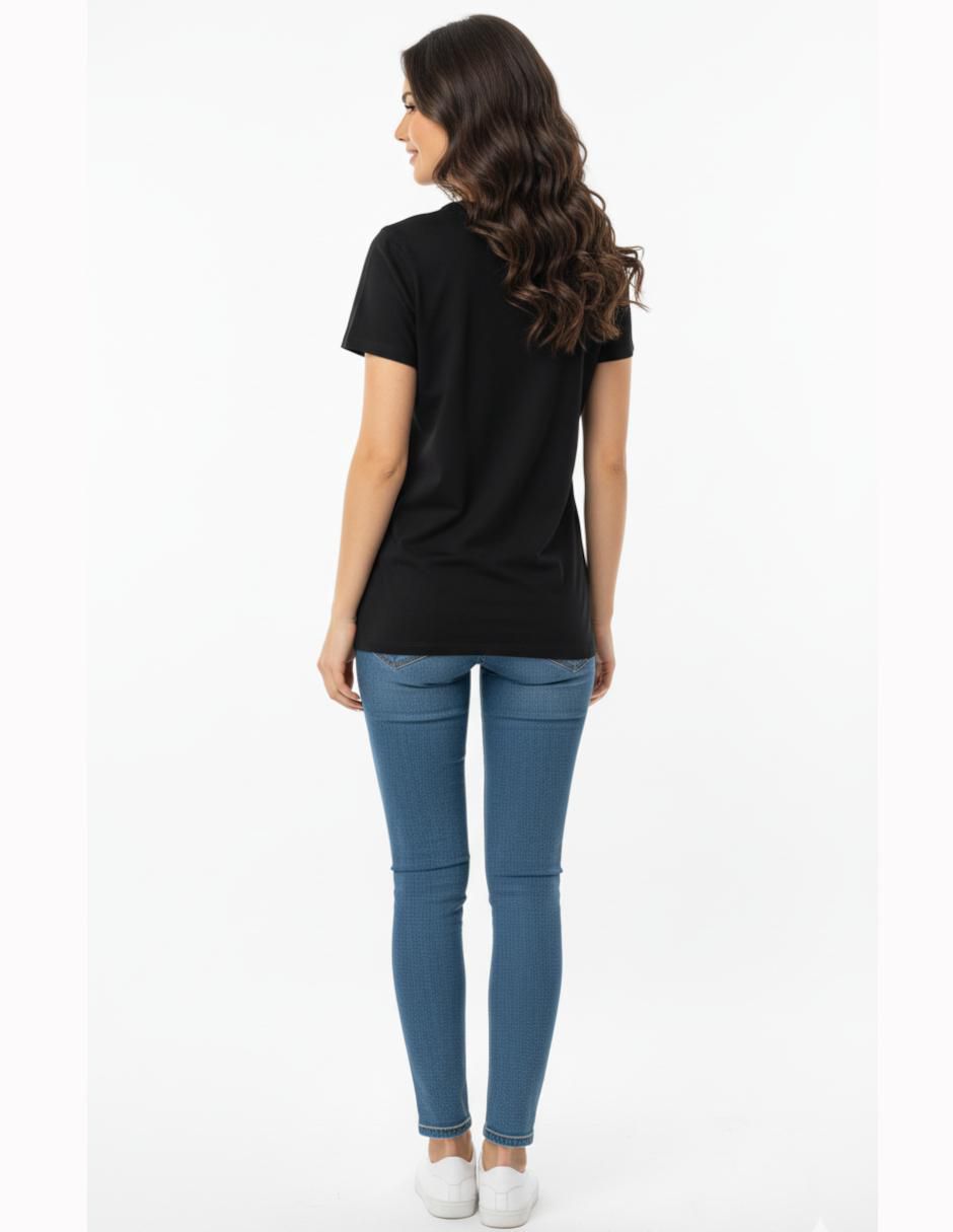 Playera manga corta cuello redondo para mujer 4