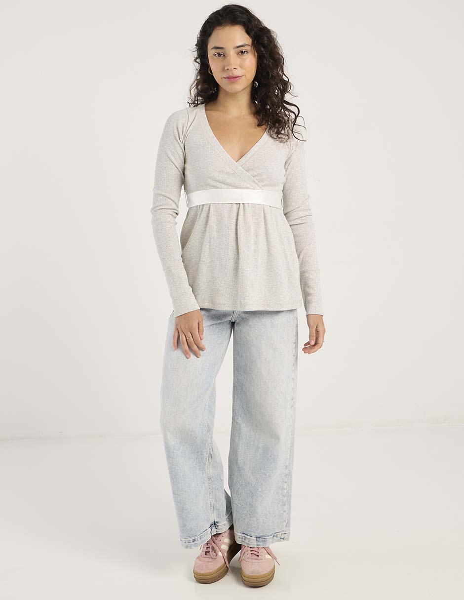 Playera manga larga cuello V para mujer 3